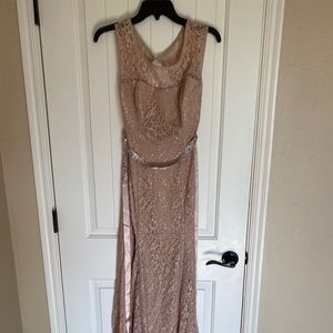Long lace dress with sash
